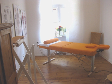 Behandlungsraum Bild 2